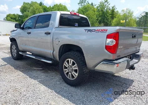 2015 Toyota Tundra Sr5 5.7L V8 z USA, uszkodzony, nr VIN 5TFDW5F18FX471407